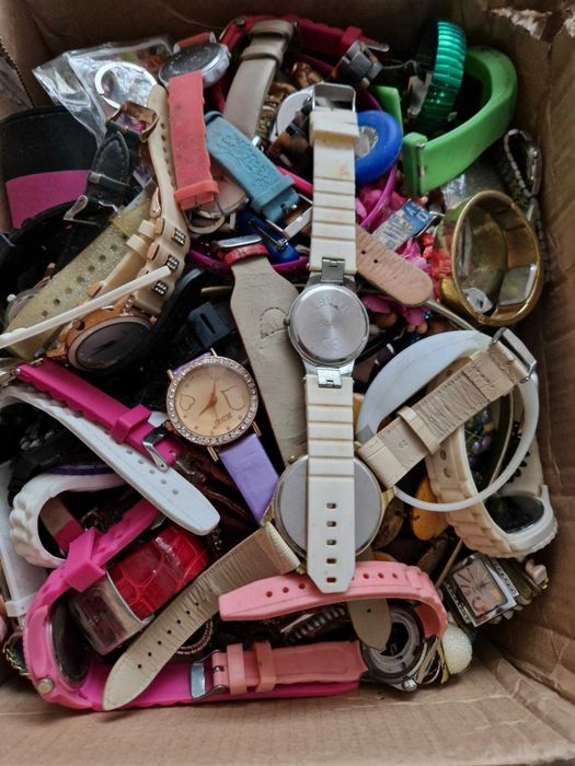 Lot 1000 buc gablonturi outlet, 2,2 lei buc,modele diversificate/mixte