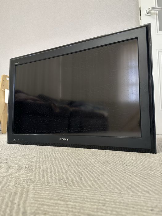 продам телевизор sony 80см