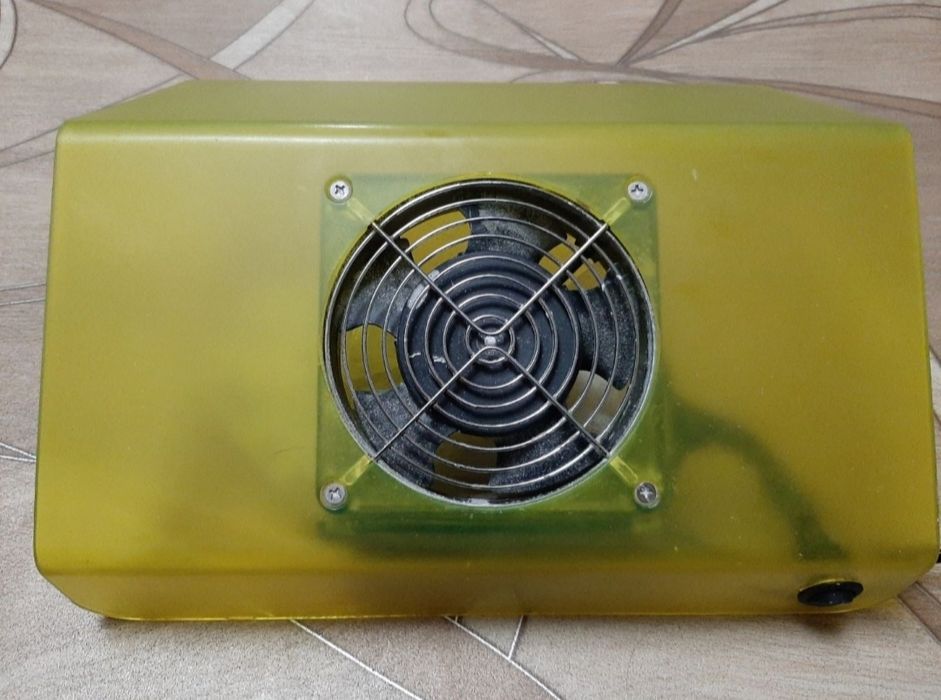 Продам маникюрный пылесос