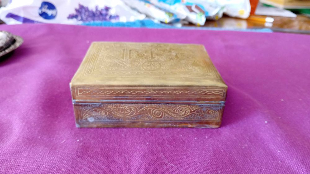 Кутия за бижута или цигари от Месинг