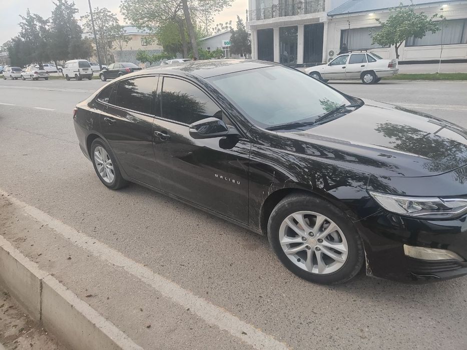 Chevrolet Malibu 2018 — 2