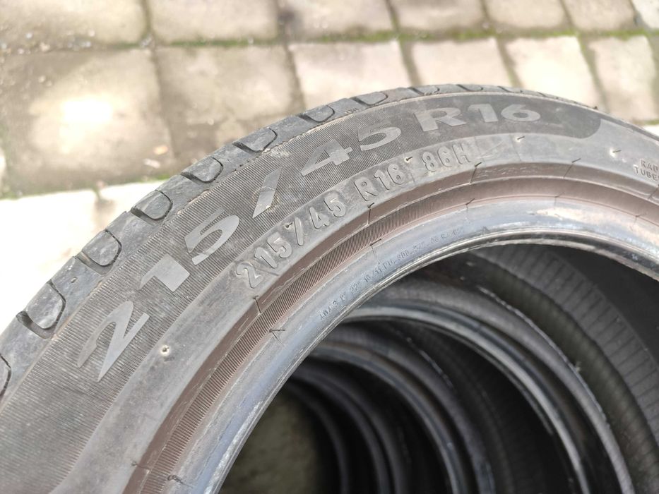 4бр Летни гуми 215 45 16 - Pirelli