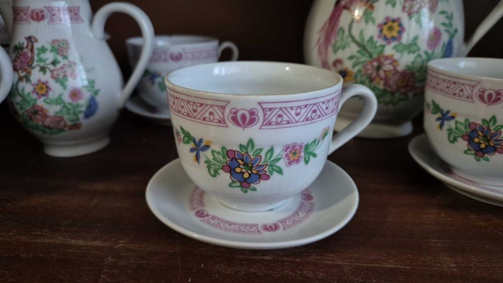 Нов порцеланов сервиз за кафе или чай от ГДР