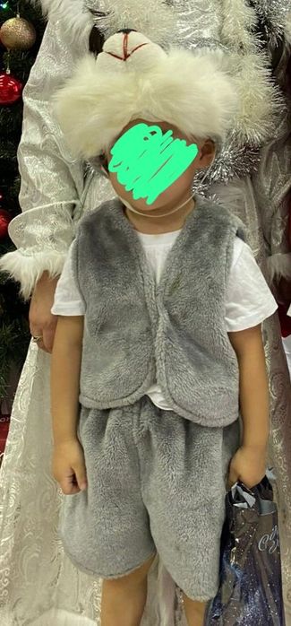 Продам новогодние костюмы