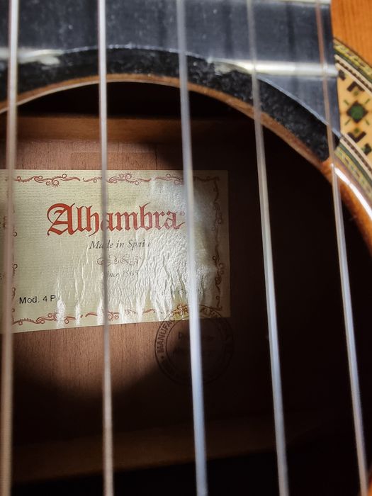 Chitara clasică Alhambra 4P