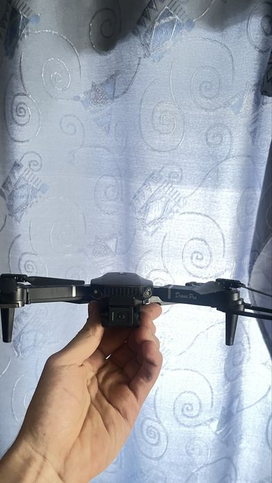 Продам дрон е88 в хорошем качестве