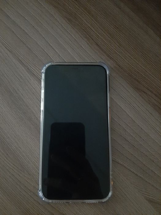 Срочно продается Айфон 11