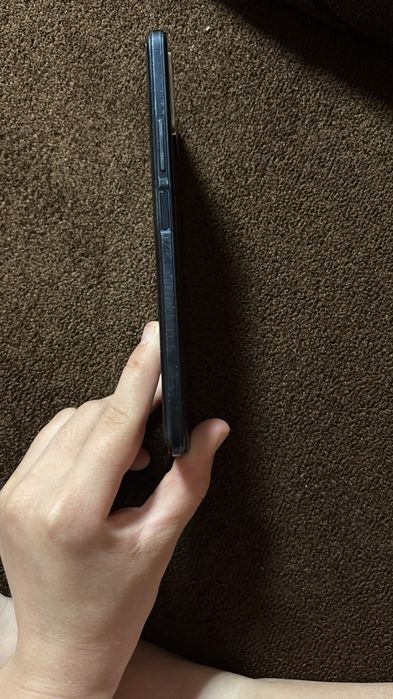 Продам телефон VivoY33s