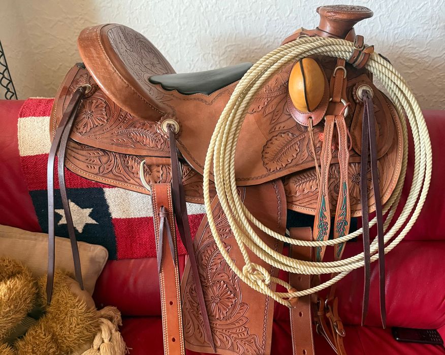 Уебстърн  седла big Horne ,royal king ,cycle y …..