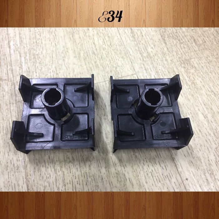 Крепление бампера на Бмв Е34 (новый)