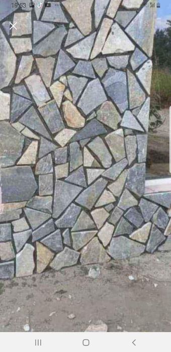 Vând piatra de munte și montez