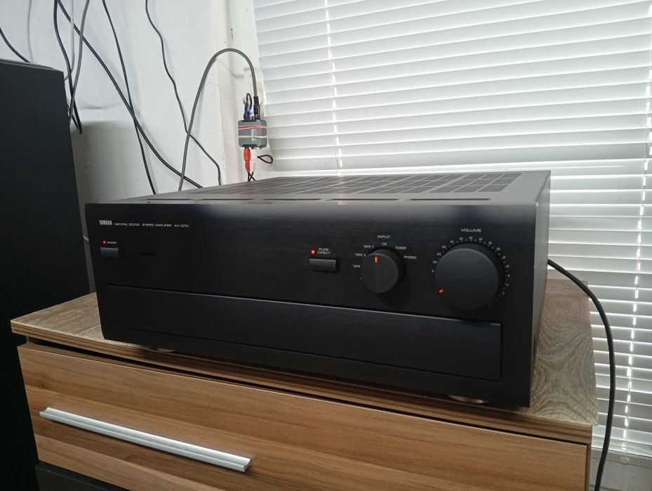 Усилвател YAMAHA AX-1070 Флагманът на серията