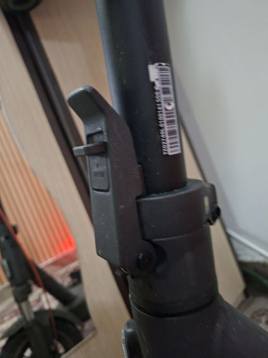 Vând xaomi electric scuter 5