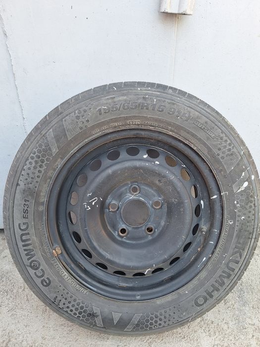 Продам летнию шину