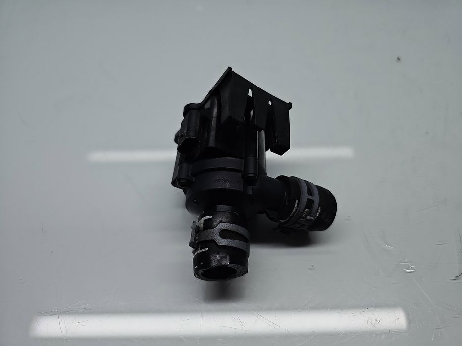 Pompa recirculare apa AUDI A5 (8T3) [Fabr 2007-2015] 8K0819147A 2.0 TD