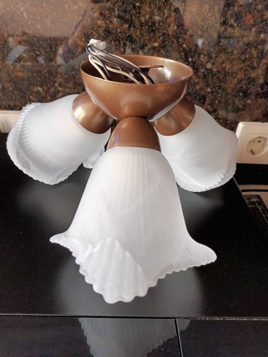 Лампи (спотове) за таван