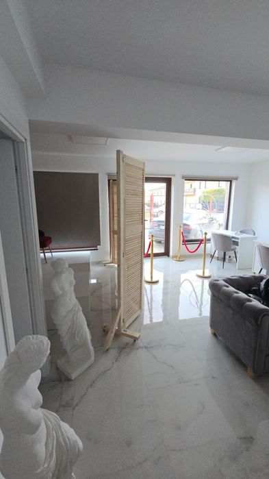 Vand paravan din lemn, pliabil, cu roți