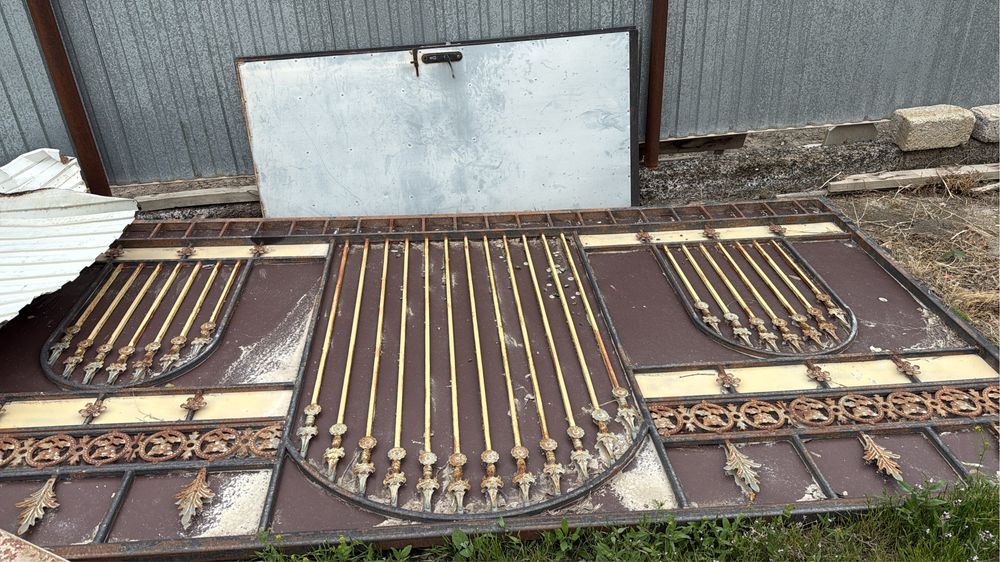 ворота с калиткой.