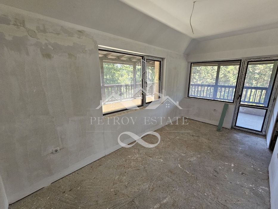 Продава се Тристаен апартамент в Велинград - 122 кв.м за 902 €/кв.м - Снимка #5