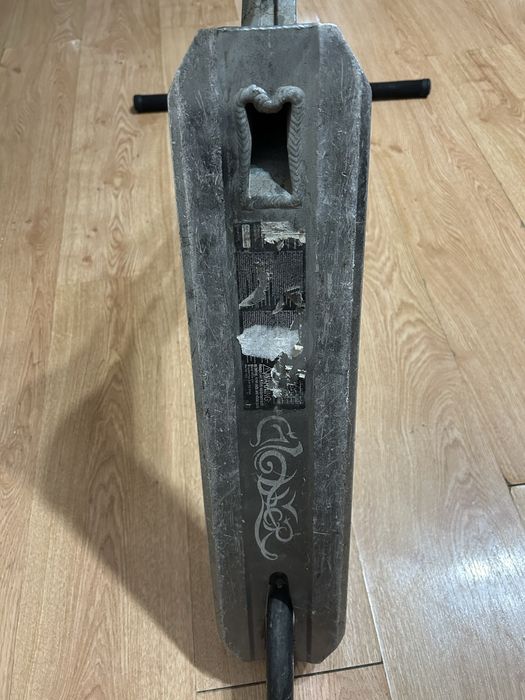 продам трюковой самокат