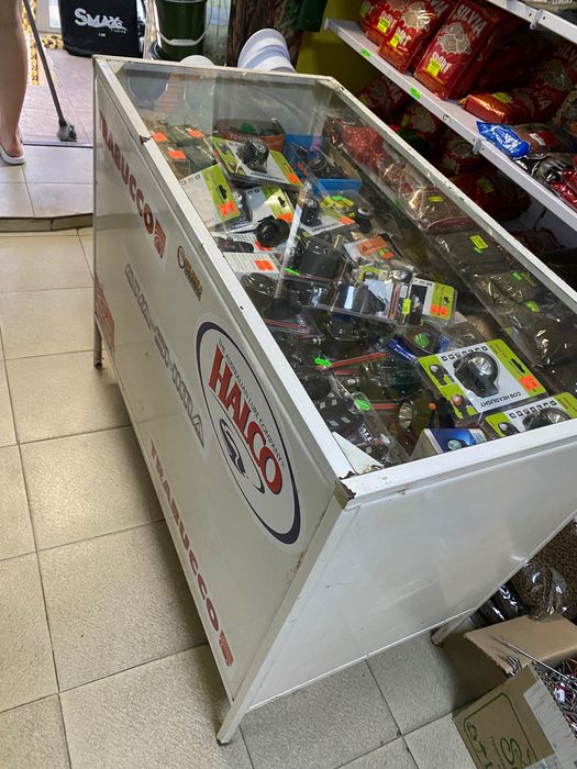 Щанд маси за магазин