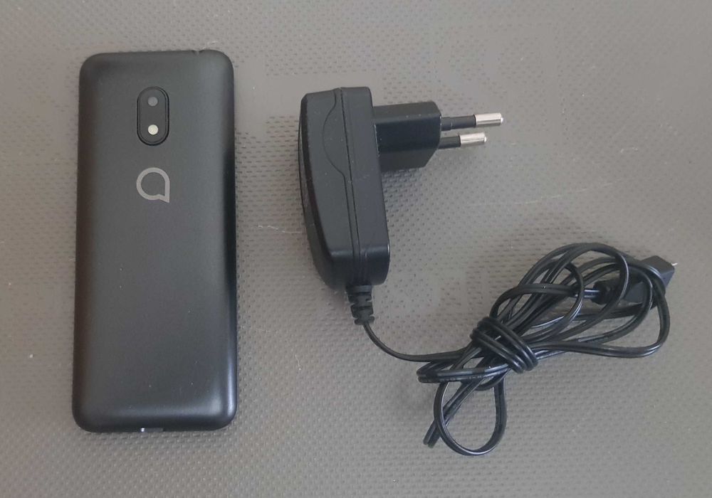 Telefon cu Butoane + incarcator