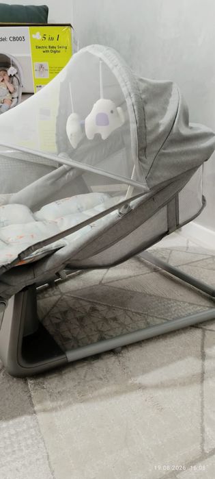 Продам электрокачели для малыша