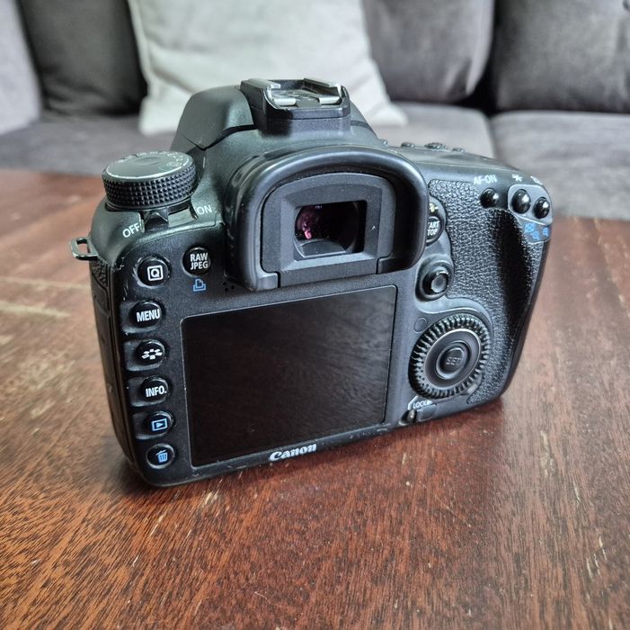 Фотоаппарат Canon 7D