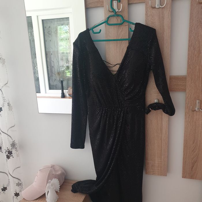 Vând Rochii pentru domnisoare