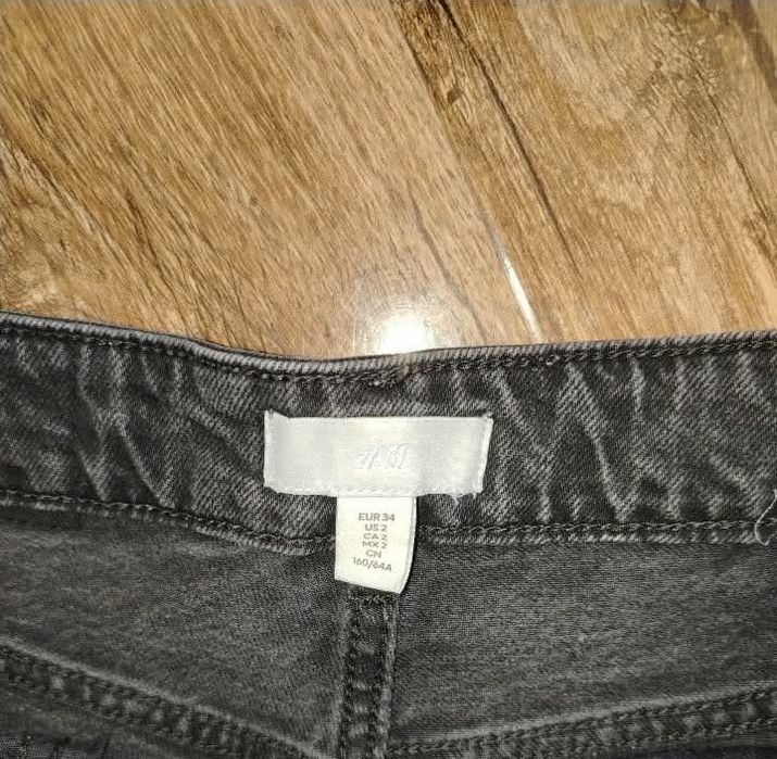 Blugi scurti marime xs