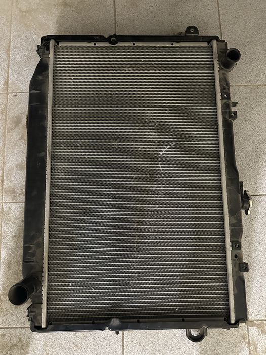 Радиатор Toyota Land Cruiser 100