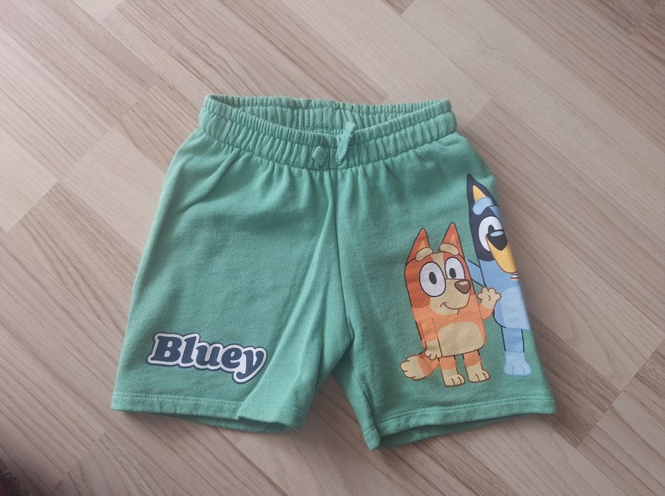 Pantaloni scurti Zara