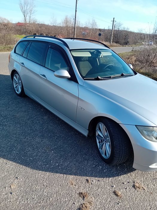 Bmw e91 320d 2007,vand sau schimb cu auto in 7 locuri