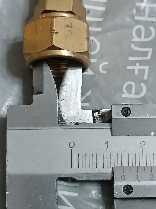 Продам штуцера латунный