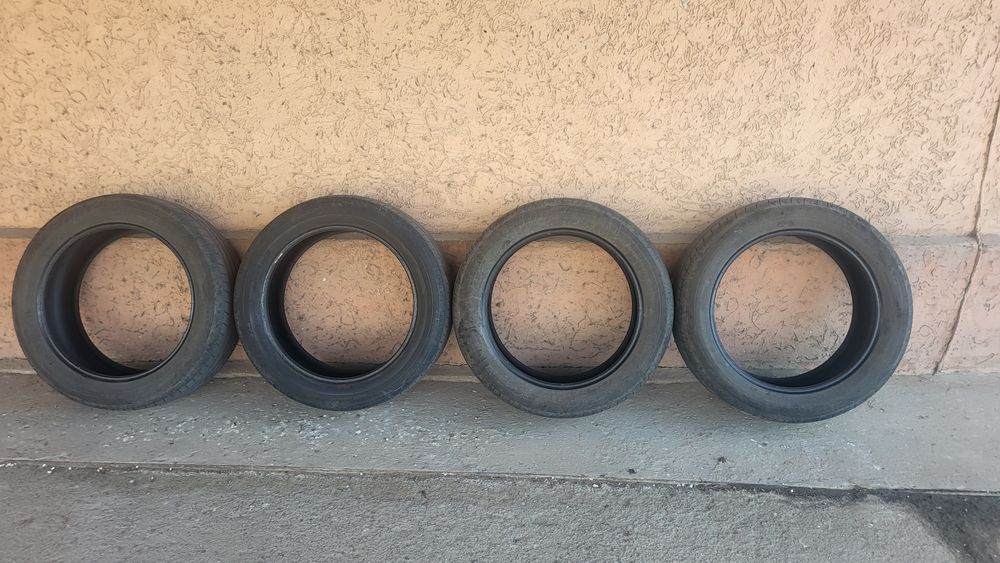Шины летние комплект в отличном состоянии