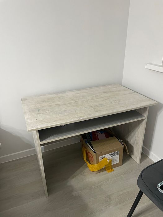 Стол письменный 3000тг