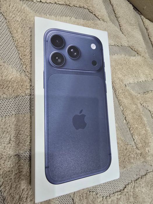Apple iPhone 17 Pro, 256GB,