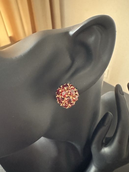 Серьги золотые 585 камень гранат
