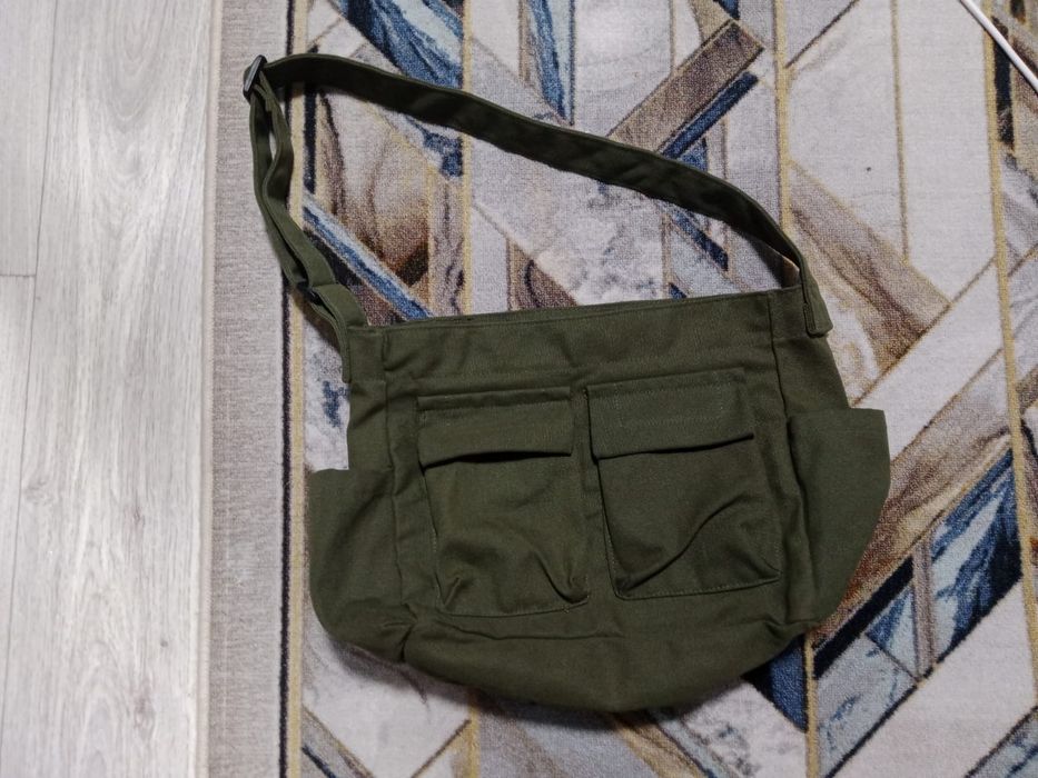 Вместительная сумка