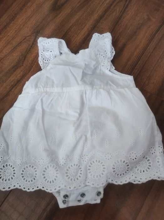 Продам белое платье