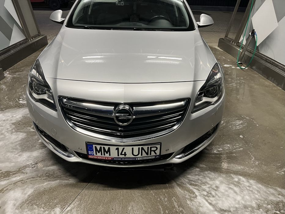 Opel insignia sports tourer 136cp