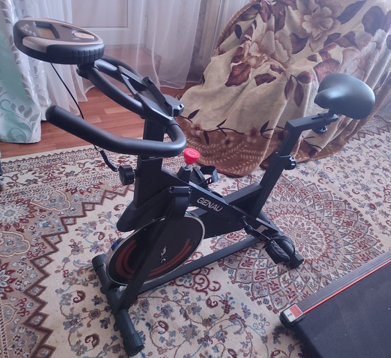 Велотренажёр GENAU