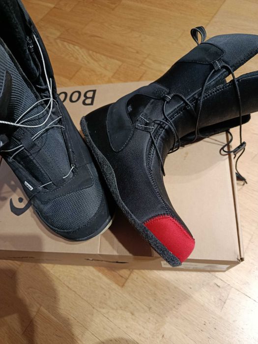 Vand boots Head marimea 27.5/42.5 negre