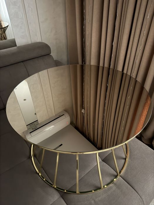 Продам журнальный столик