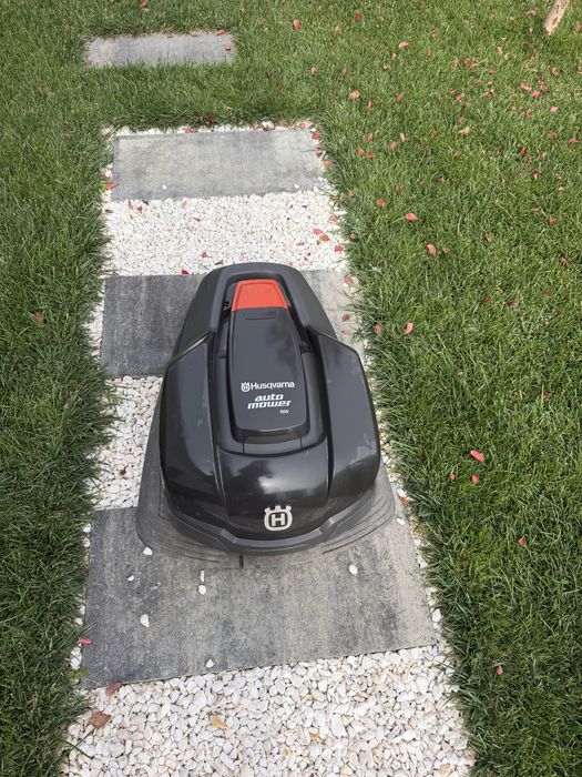 Robot de tuns gazon Husqvarna auto mower 150