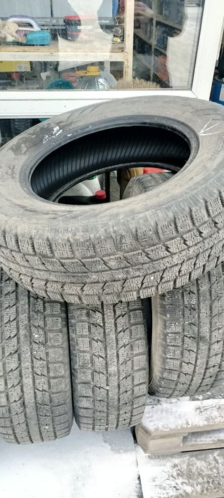 Резина 215×70×16. Toyo -Корея .