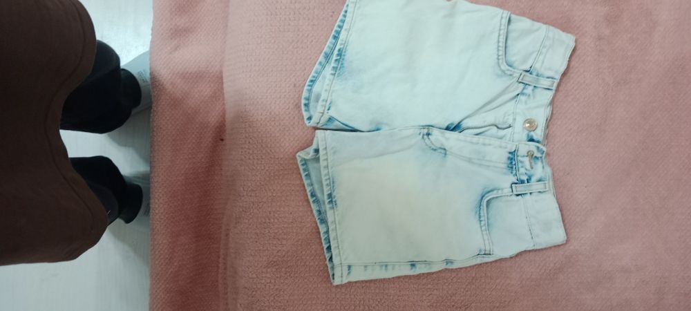 Шортики стильные джинсгерлс  для девочки от 5 до 7 лет