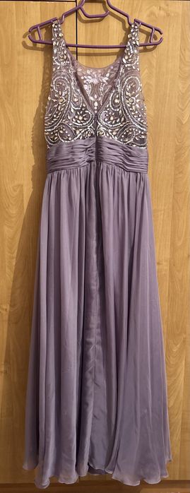 Продам платье срочно