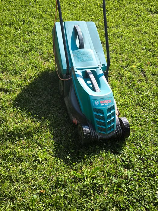 Електрическа косачка за части