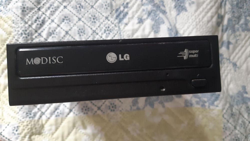 Vand DVD Writer LG conexiune SATA